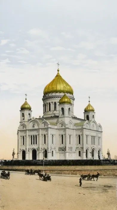 Framed Print : Moscow / Saviour Temple Framed Print : Moscow / Saviour Temple
