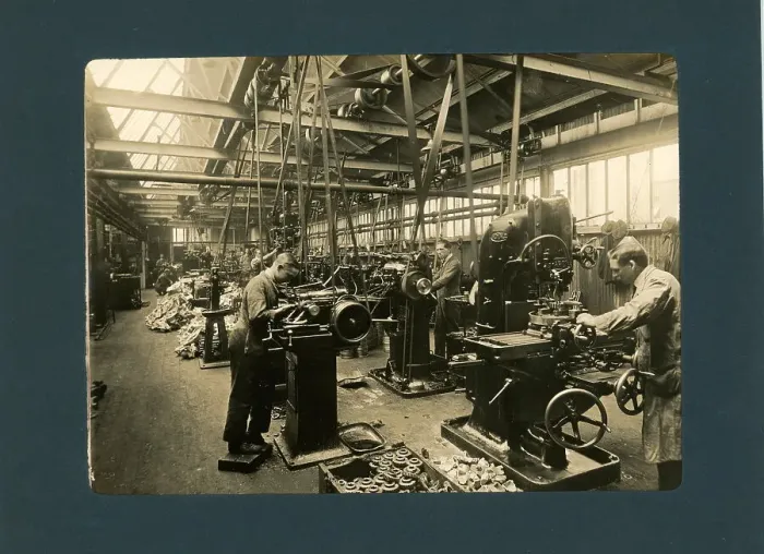 Framed Print : The Moss Gear Company of Birmingham Framed Print : The Moss Gear Company of Birmingham