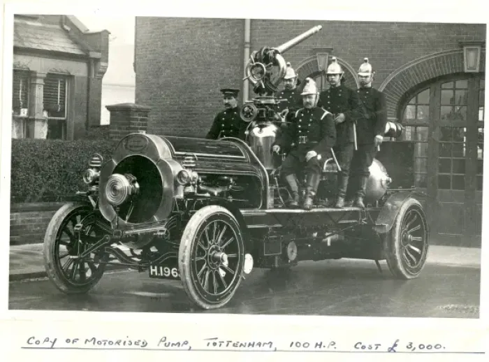 Framed Print : Motorised pump and crew in Tottenham Framed Print : Motorised pump and crew in Tottenham