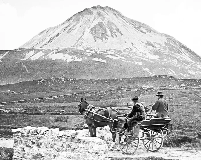 Framed Print : Mount Errigal, Donegal, Ireland Framed Print : Mount Errigal, Donegal, Ireland