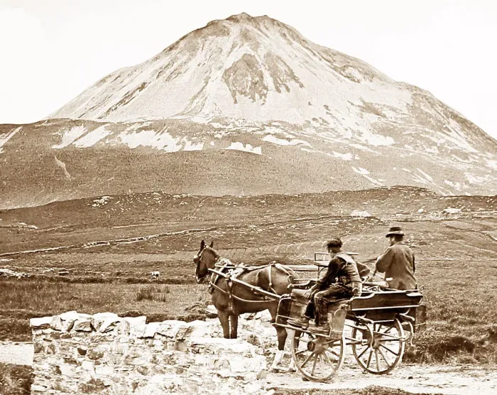Framed Print : Mount Errigal, Donegal, Ireland Framed Print : Mount Errigal, Donegal, Ireland