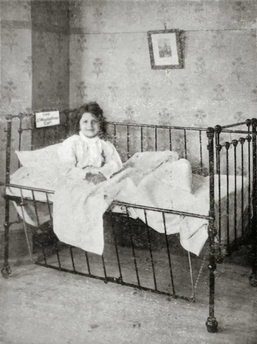 Framed Print : Mount Hermon Home for Girls, Hastings, Sussex - Girl in Cot Framed Print : Mount Hermon Home for Girls, Hastings, Sussex - Girl in Cot