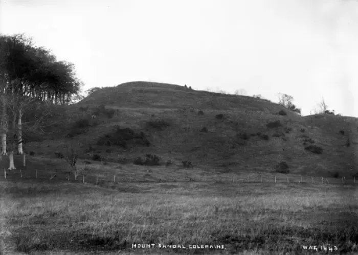 Framed Print : Mount Sandal, Coleraine Framed Print : Mount Sandal, Coleraine