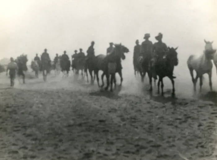 Framed Print : Mounted Anzac troops in the desert near Gaza, WW1 Framed Print : Mounted Anzac troops in the desert near Gaza, WW1