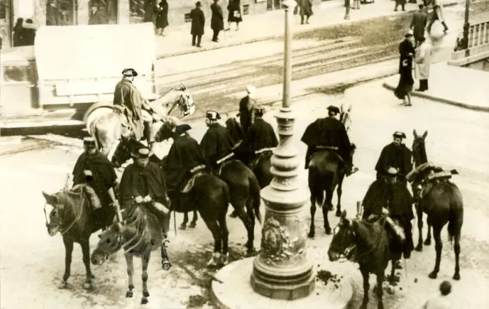 Framed Print : Mounted guards in Madrid, Spain, April 1931 Framed Print : Mounted guards in Madrid, Spain, April 1931