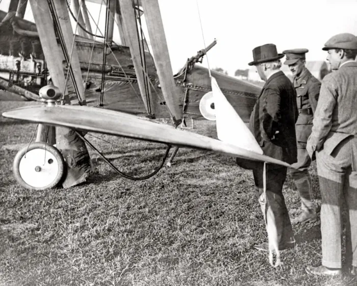 Framed Print : Mr Asquith inspecting a plane, Western Front, WW1 Framed Print : Mr Asquith inspecting a plane, Western Front, WW1