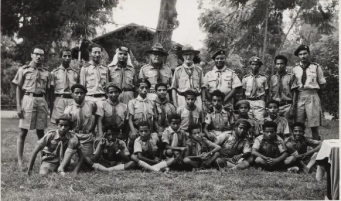 Framed Print : Mr F. Morgan with Aden Scouts Framed Print : Mr F. Morgan with Aden Scouts