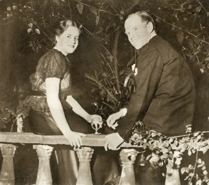 Framed Print : Mr Lanning Roper and Miss Shirley Cokayne-Frith Framed Print : Mr Lanning Roper and Miss Shirley Cokayne-Frith