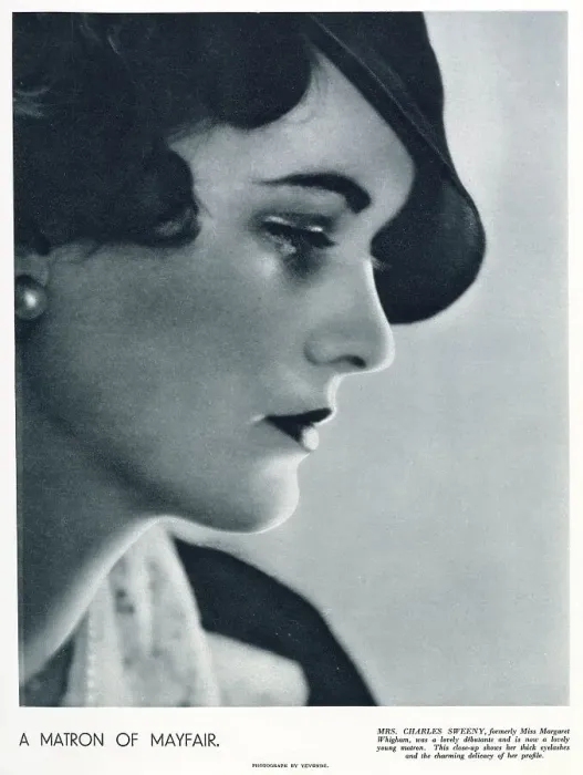 Framed Print : Mrs Charles Sweeny by Madame Yevonde Framed Print : Mrs Charles Sweeny by Madame Yevonde