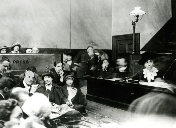 Framed Print : Mrs Dora Montefiore, suffragist, in court Framed Print : Mrs Dora Montefiore, suffragist, in court
