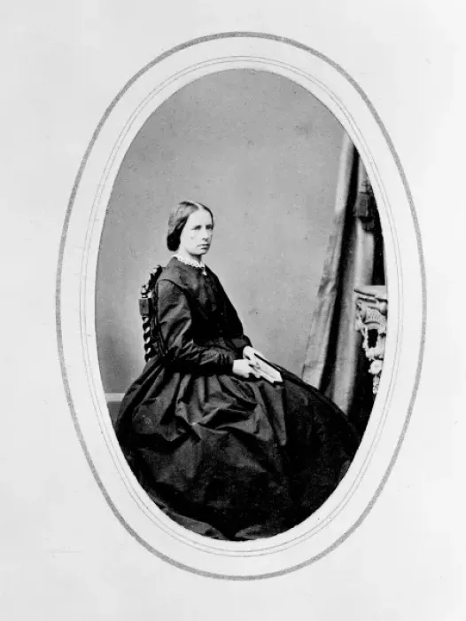 Framed Print : Mrs James Hunter Framed Print : Mrs James Hunter