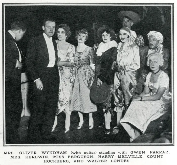 Framed Print : Mrs Oliver Wyndham with Gwen Farrar, 1929 Framed Print : Mrs Oliver Wyndham with Gwen Farrar, 1929
