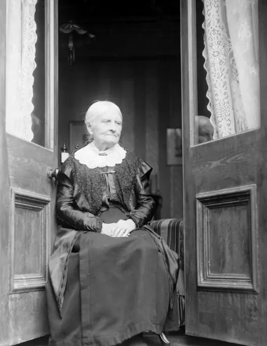 Framed Print : Mrs Palmer, Aged 102 Framed Print : Mrs Palmer, Aged 102