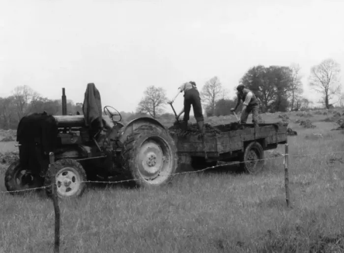 Framed Print : Muck Spreading Framed Print : Muck Spreading