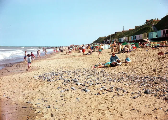 Framed Print : Mundesley-on-Sea - The beach Framed Print : Mundesley-on-Sea - The beach
