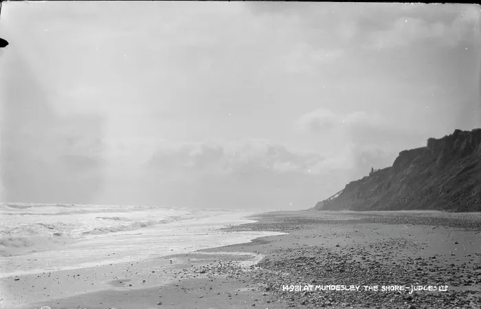 Framed Print : At Mundesley - The Shore Framed Print : At Mundesley - The Shore