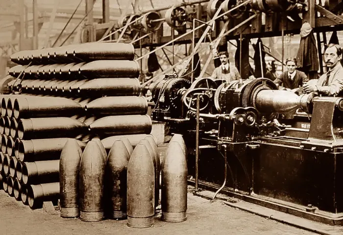 Framed Print : Munitions factory during WW1 Framed Print : Munitions factory during WW1