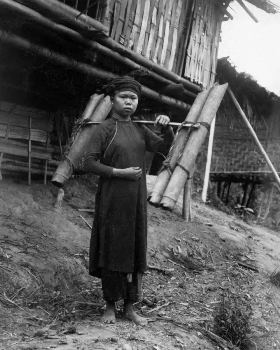Framed Print : Muong woman, Indochina (Vietnam) Framed Print : Muong woman, Indochina (Vietnam)