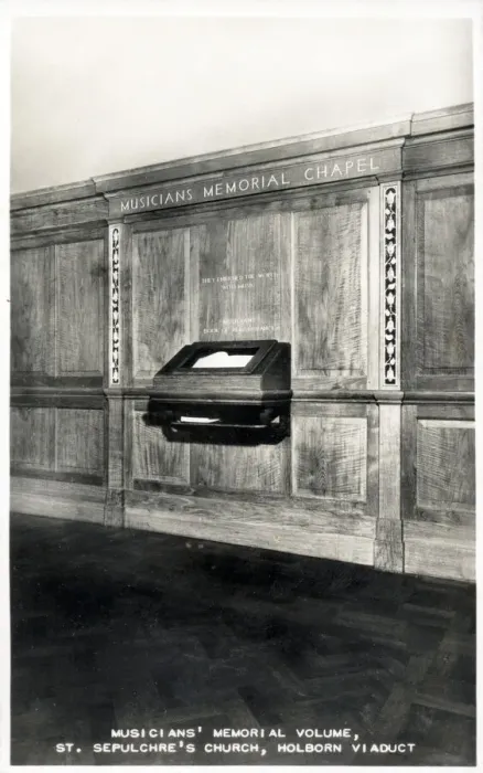 Framed Print : Musicians Memorial Chapel, St. Sepulchres Church Framed Print : Musicians Memorial Chapel, St. Sepulchres Church