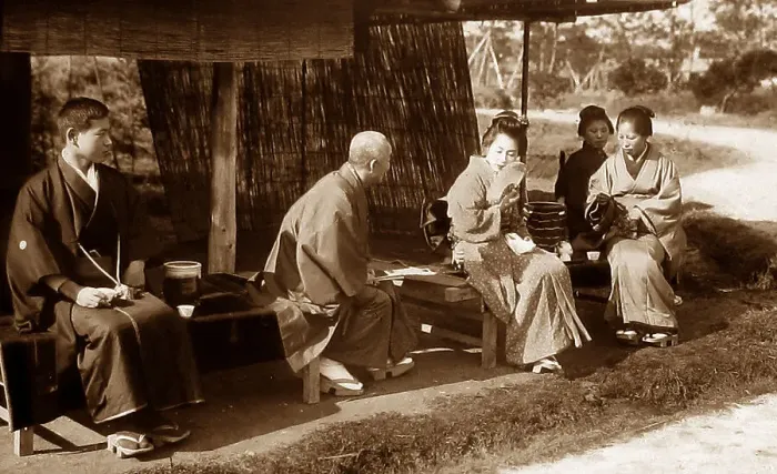 Framed Print : Mutual seeing, Japan Framed Print : Mutual seeing, Japan