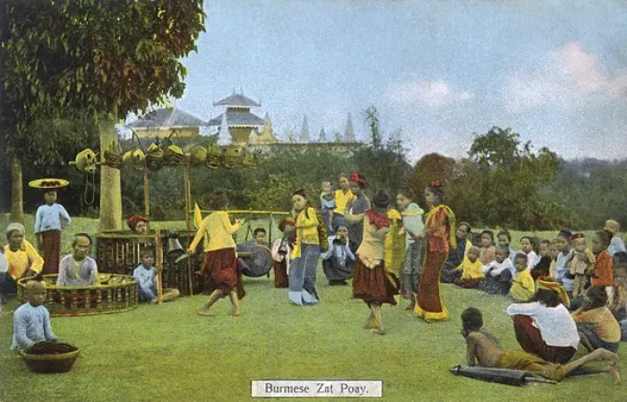 Framed Print : Myanmar - Performing zat pwe - Dance and Music Framed Print : Myanmar - Performing zat pwe - Dance and Music