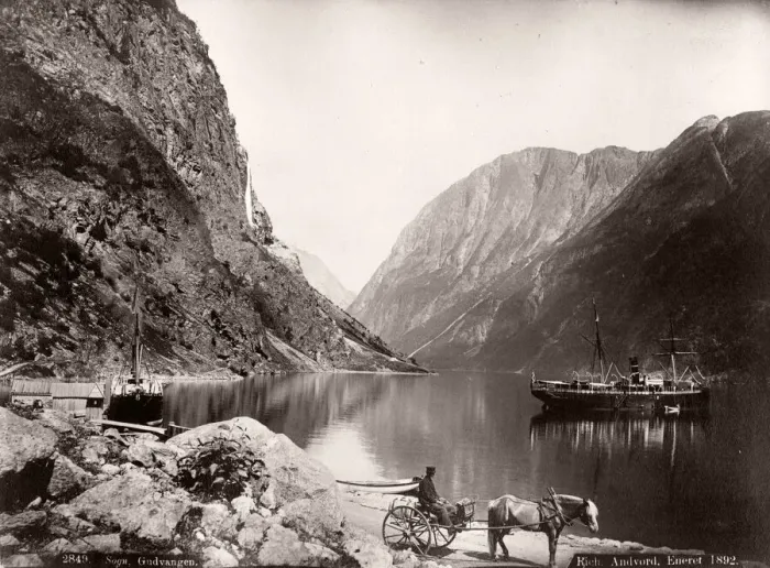 Framed Print : Naeroyfjord, Guvangen, boat in the fjord, Norway Framed Print : Naeroyfjord, Guvangen, boat in the fjord, Norway