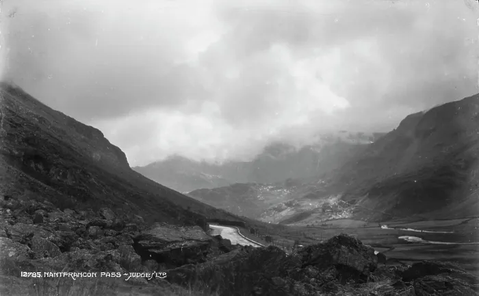 Framed Print : Nantfrancon Pass Framed Print : Nantfrancon Pass
