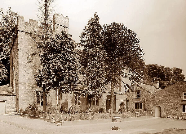 Nappa Hall, Sskrigg in the 1930s