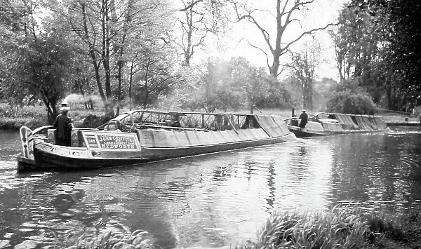 Narrow boat on the Coventry Canal