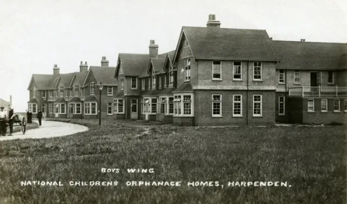 Framed Print : National Childrens Home (NCH), Harpenden - Boys Wing Framed Print : National Childrens Home (NCH), Harpenden - Boys Wing