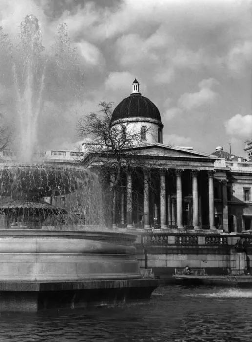 Framed Print : The National, Gallery, Trafalgar Square, London, built between 1834 and 1838 Framed Print : The National, Gallery, Trafalgar Square, London, built between 1834 and 1838