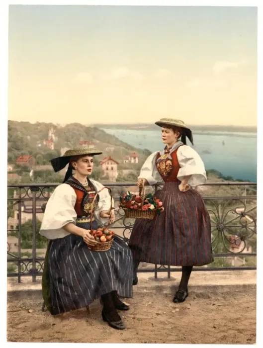 Framed Print : National Vierlander costume, Hamburg, Germany Framed Print : National Vierlander costume, Hamburg, Germany