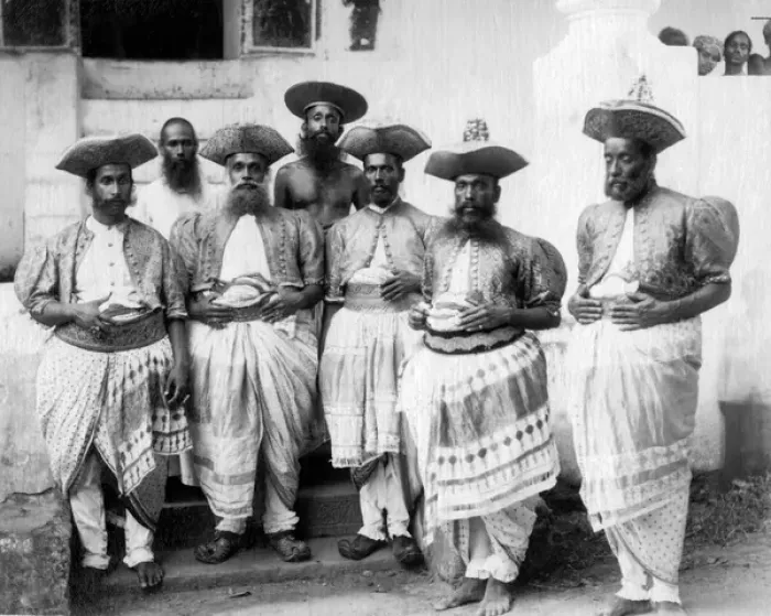 Framed Print : Native Chiefs, Ceylon (Sri Lanka) Framed Print : Native Chiefs, Ceylon (Sri Lanka)