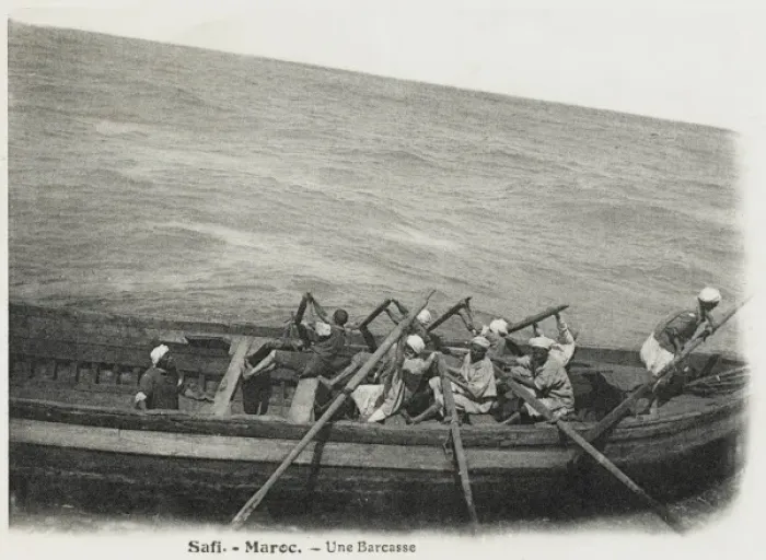 Framed Print : Native Rowing barge and Oarsmen - Morocco Framed Print : Native Rowing barge and Oarsmen - Morocco