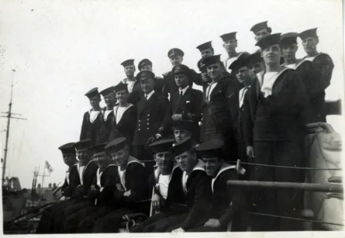 Framed Print : Naval Personnel, Southampton, Hampshire Framed Print : Naval Personnel, Southampton, Hampshire