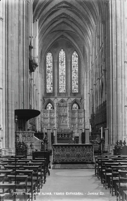 Framed Print : The Nave Altar, Truro Cathedral Framed Print : The Nave Altar, Truro Cathedral