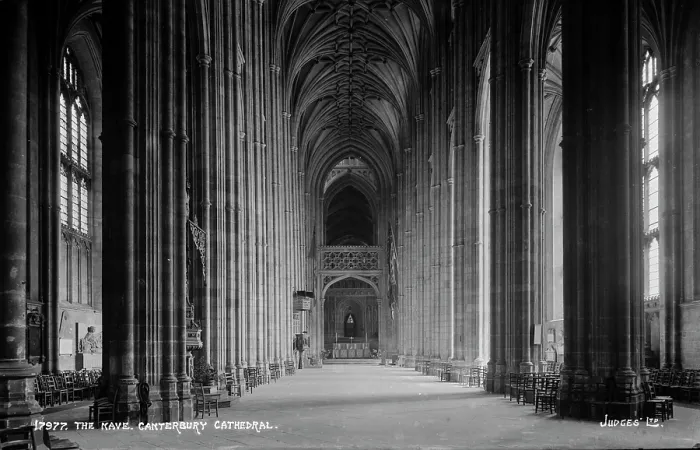 Framed Print : The Nave of Canterbury Cathedral Framed Print : The Nave of Canterbury Cathedral