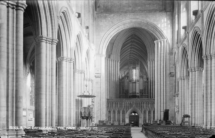 Framed Print : The Nave of Ripon Cathedral Framed Print : The Nave of Ripon Cathedral