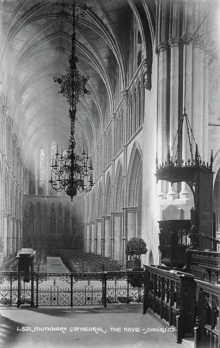Framed Print : The Nave of Southwark Cathedral Framed Print : The Nave of Southwark Cathedral