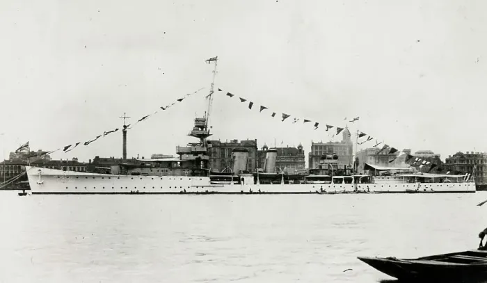 Framed Print : Navy ship HMS Carlisle at Shanghai, China, 1927 Framed Print : Navy ship HMS Carlisle at Shanghai, China, 1927
