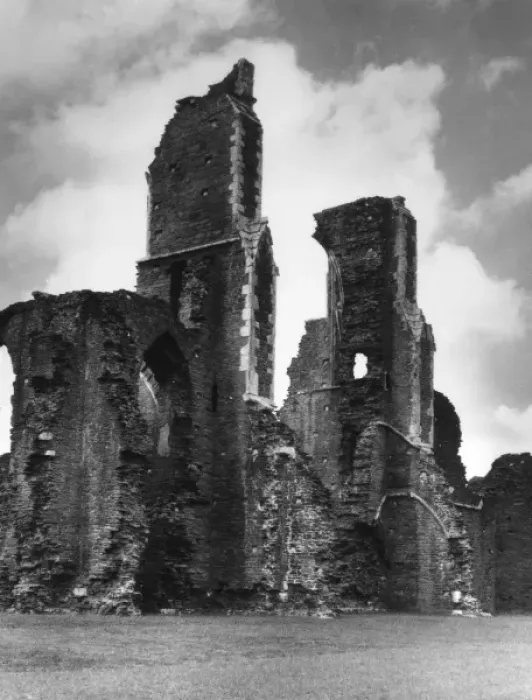 Framed Print : Neath Abbey Framed Print : Neath Abbey