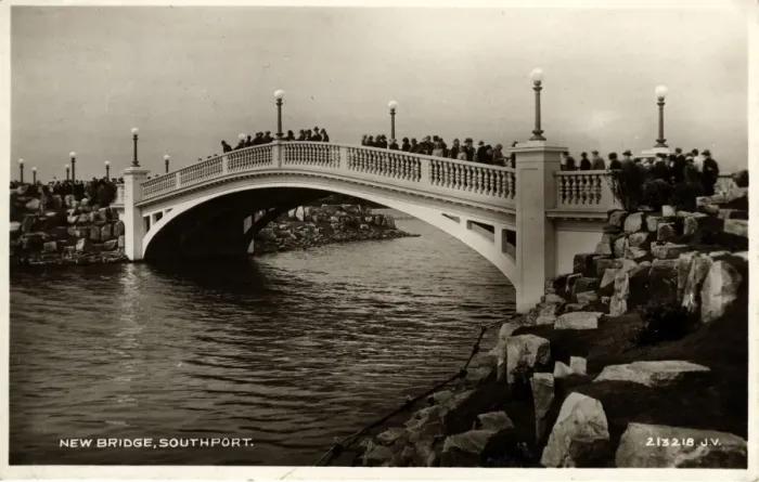 Framed Print : New Bridge, Southport, Merseyside Framed Print : New Bridge, Southport, Merseyside