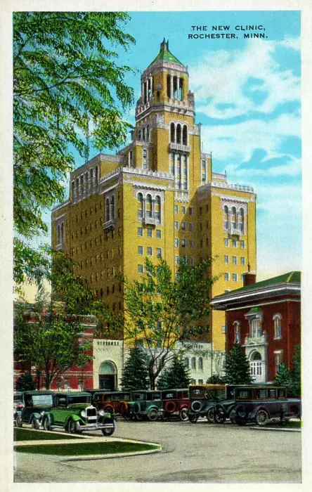 Framed Print : The New Clinic - Rochester, Minnesota, USA Framed Print : The New Clinic - Rochester, Minnesota, USA