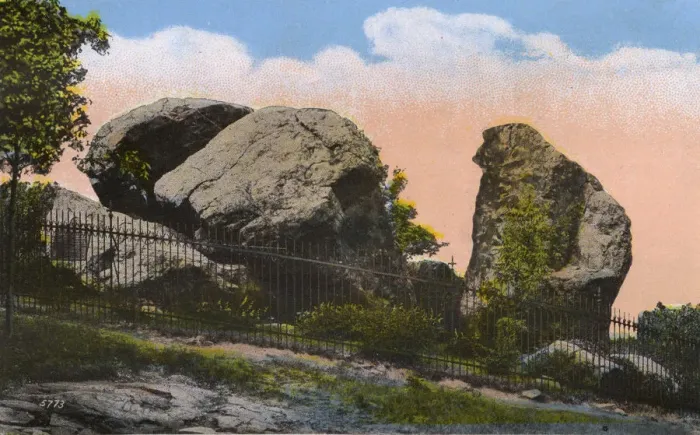 Framed Print : New Haven, Connecticut, USA - Judge Cave, West Rock Park