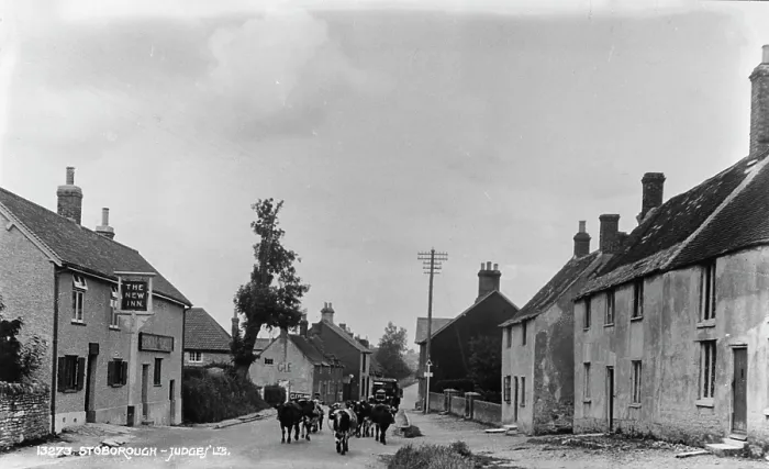 Framed Print : The New Inn in Stoborough Framed Print : The New Inn in Stoborough