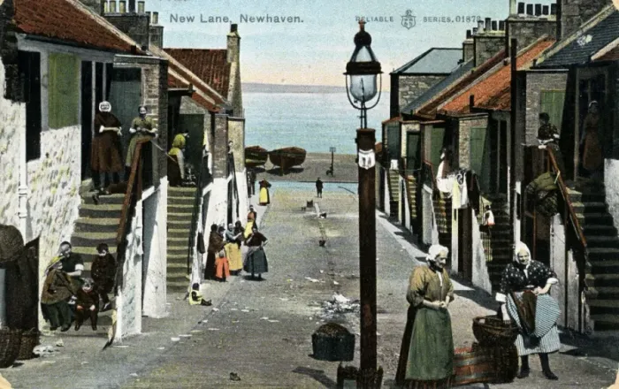 Framed Print : New Lane, Newhaven, Midlothian Framed Print : New Lane, Newhaven, Midlothian