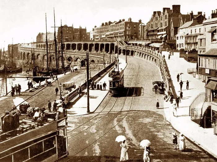 Framed Print : New Road, Ramsgate, early 1900s Framed Print : New Road, Ramsgate, early 1900s