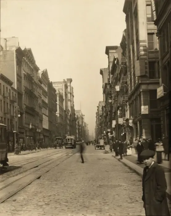 Framed Print : New York, New York - Broadway, looking north from Canal St Framed Print : New York, New York - Broadway, looking north from Canal St