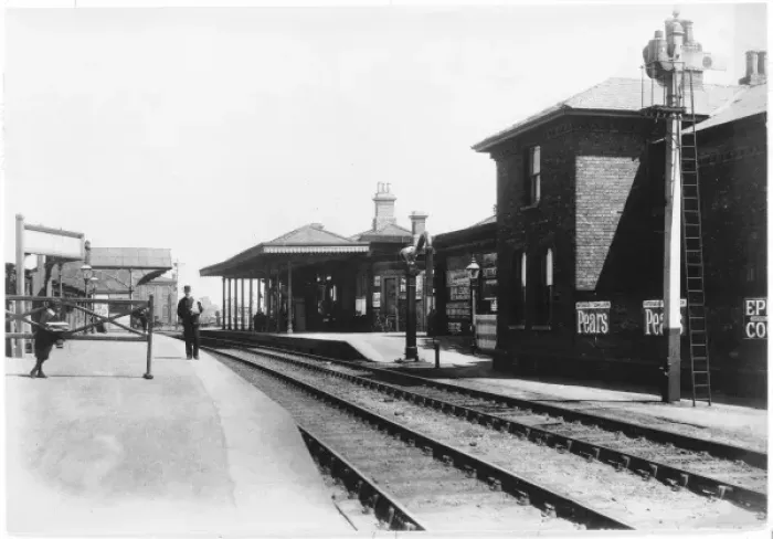 Framed Print : Newark Station - 1907 Framed Print : Newark Station - 1907