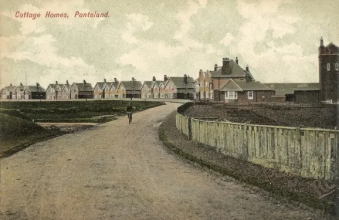 Framed Print : Newcastle-upon-Tyne Cottage Homes, Ponteland Framed Print : Newcastle-upon-Tyne Cottage Homes, Ponteland